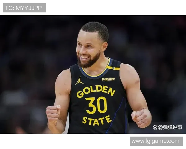 足球场上的搞笑瞬间 球星们的幽默时刻让你笑出声